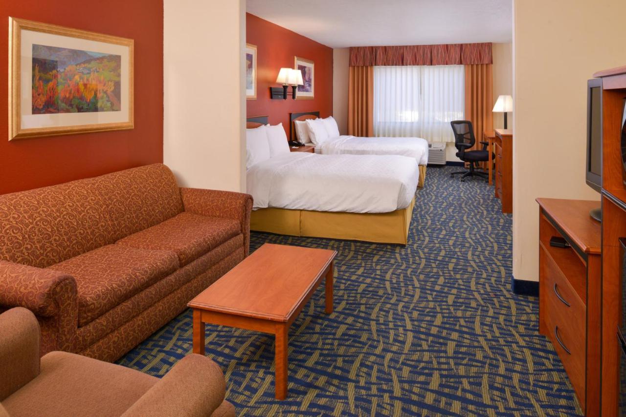Holiday Inn Express & Suites Alamosa, An Ihg Hotel Exterior foto